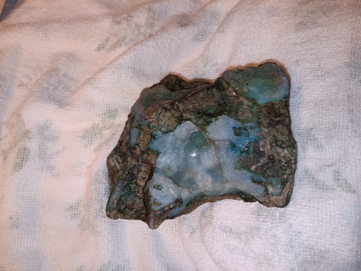 Chrysocolla with Malachite in host rock